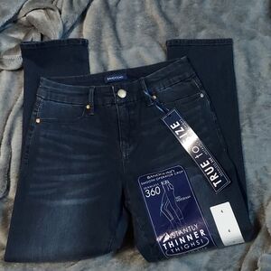 Blue Smooth Operator Bandolino Crop Jean 4